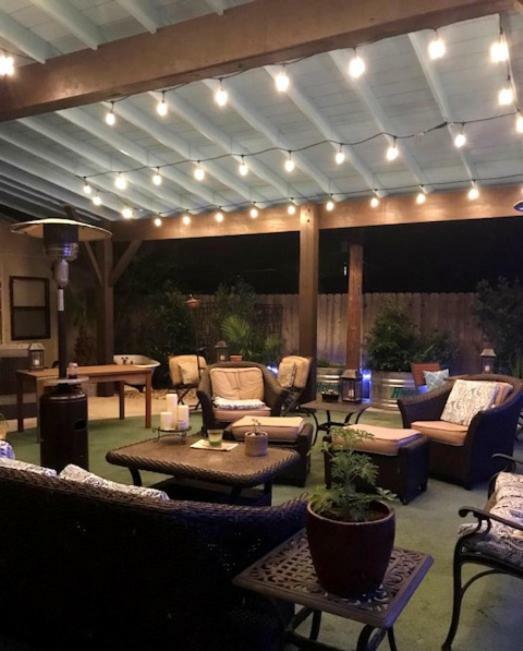 Square Inn Wimberley Exterior photo